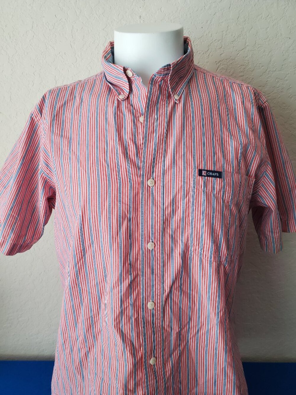 Chaps Easy Care Striped Button Down Shirt Men's Medium Red Blue - Picture 2 of 6